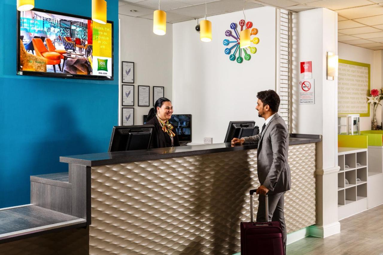 Ibis Styles London Croydon Hotel Exterior photo