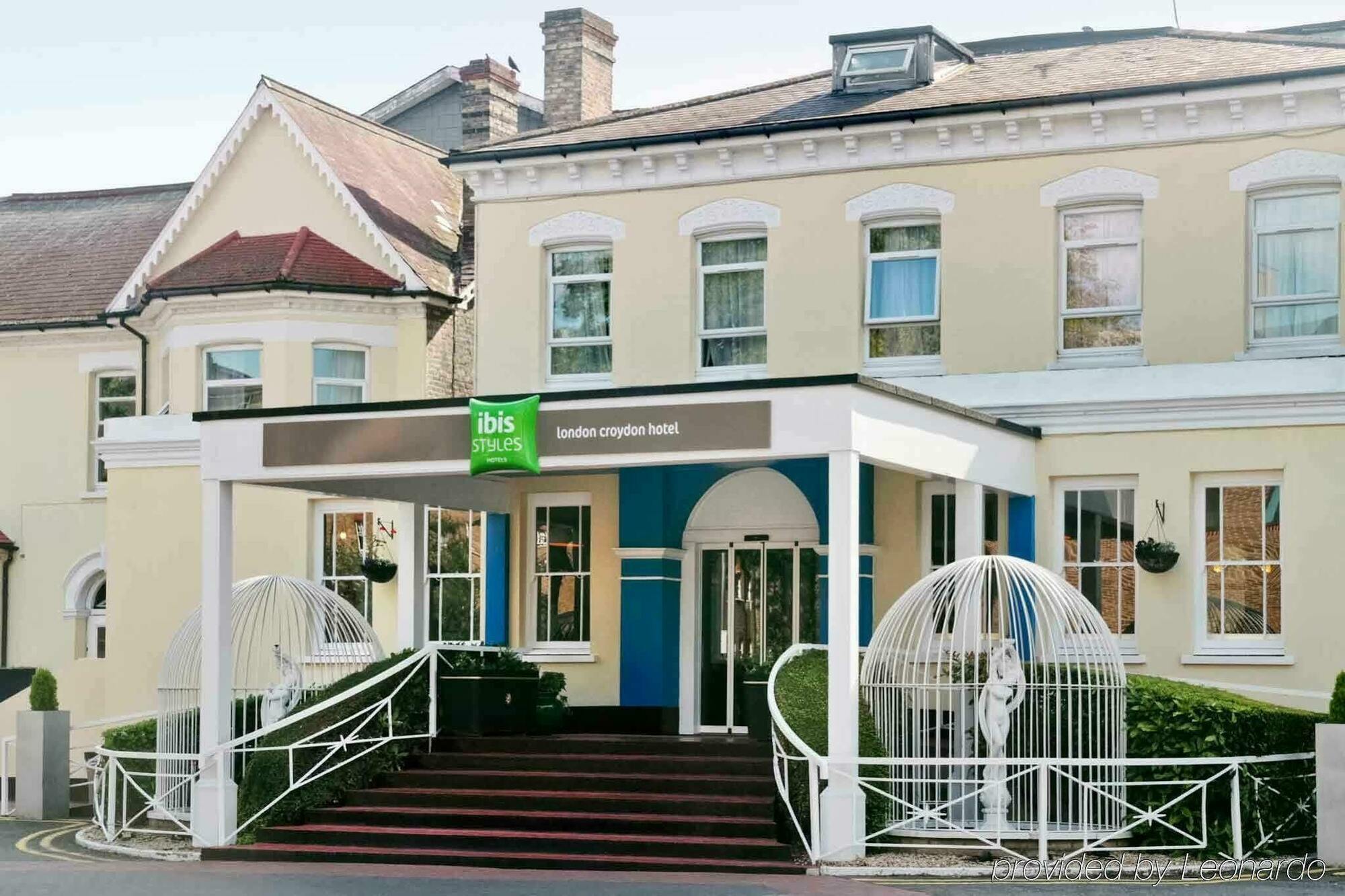 Ibis Styles London Croydon Hotel Exterior photo